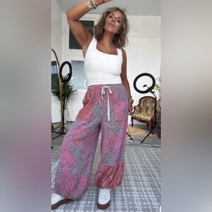 Boho Wide-Leg Floral Pants in Pink and Gray